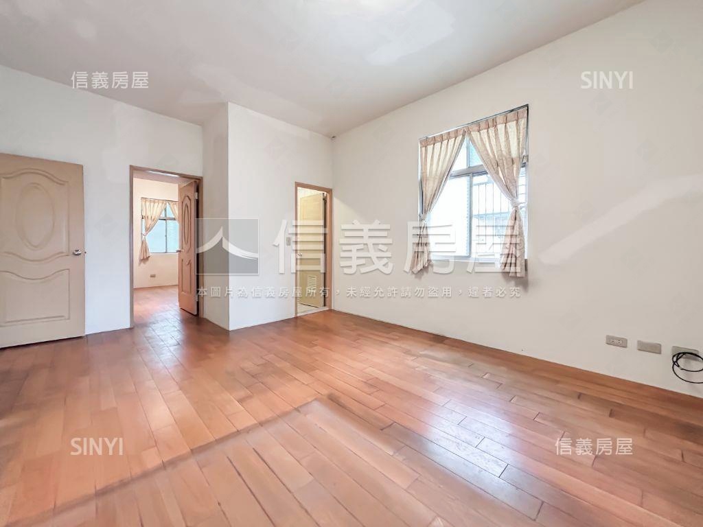 信義區地點好公寓三樓房屋室內格局與周邊環境
