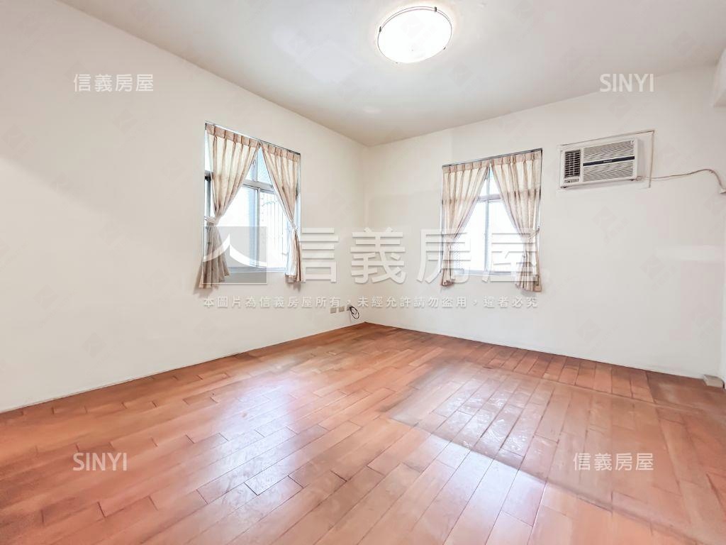 信義區地點好公寓三樓房屋室內格局與周邊環境