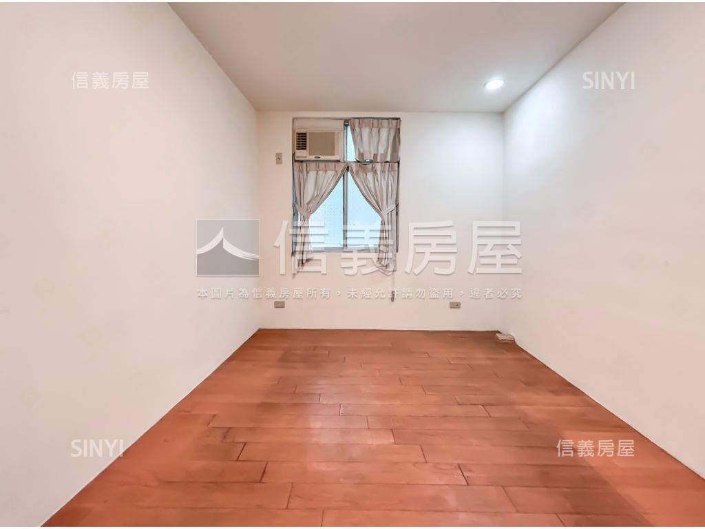 信義區地點好公寓三樓房屋室內格局與周邊環境