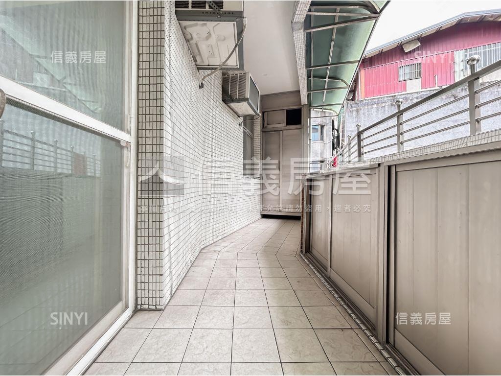 信義區地點好公寓三樓房屋室內格局與周邊環境