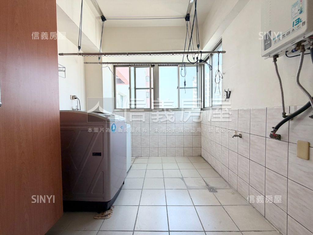 東區一層一戶大四房附車位房屋室內格局與周邊環境