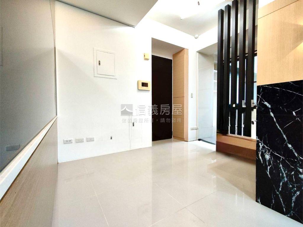 高樓電梯美妝兩房房屋室內格局與周邊環境