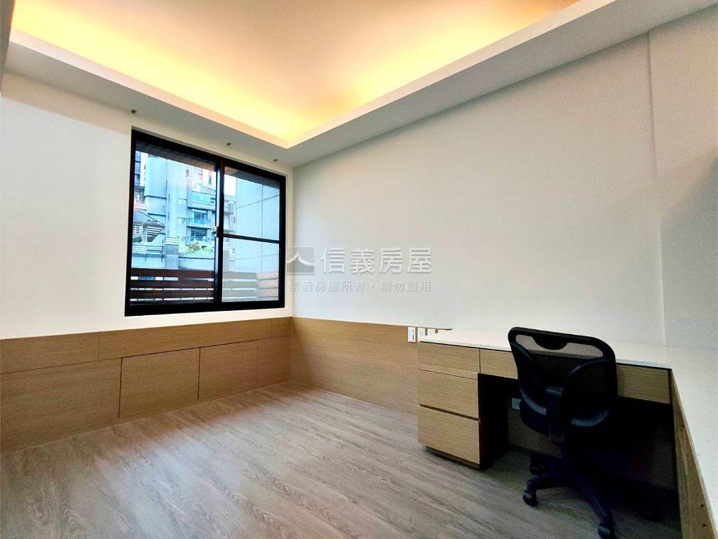 高樓電梯美妝兩房房屋室內格局與周邊環境