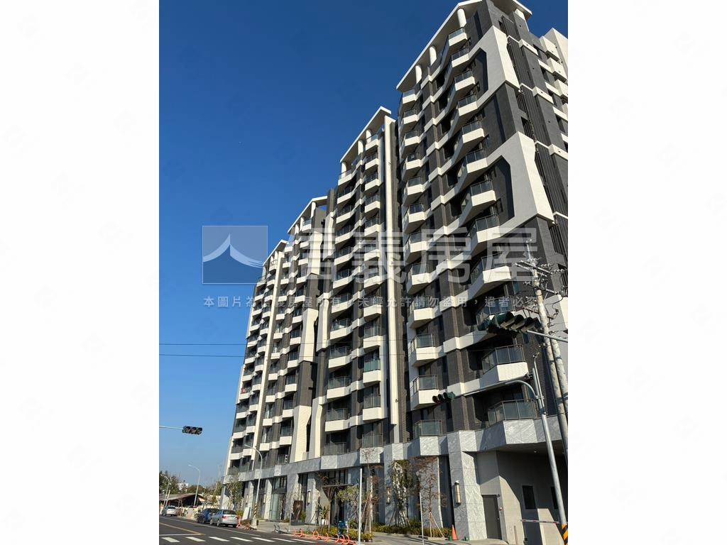 九川木目心二房車位房屋室內格局與周邊環境