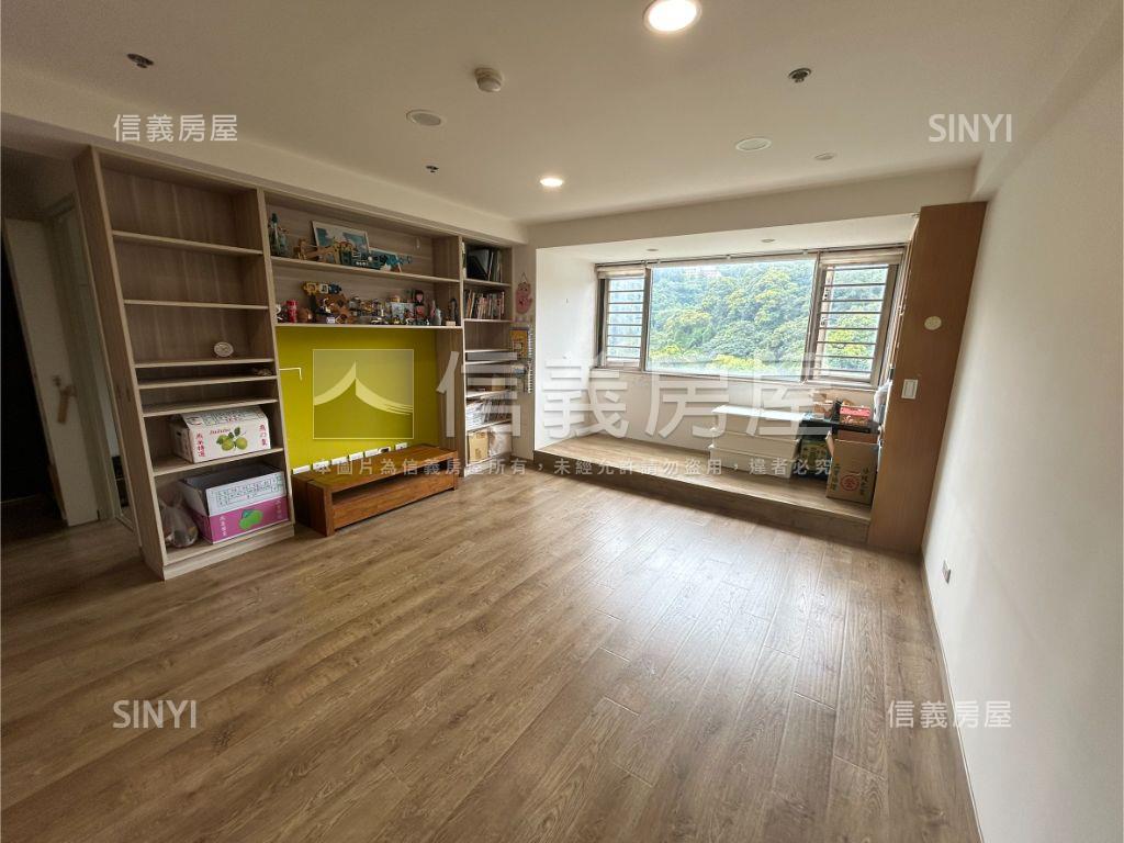 潤泰遠景高樓美景四房房屋室內格局與周邊環境