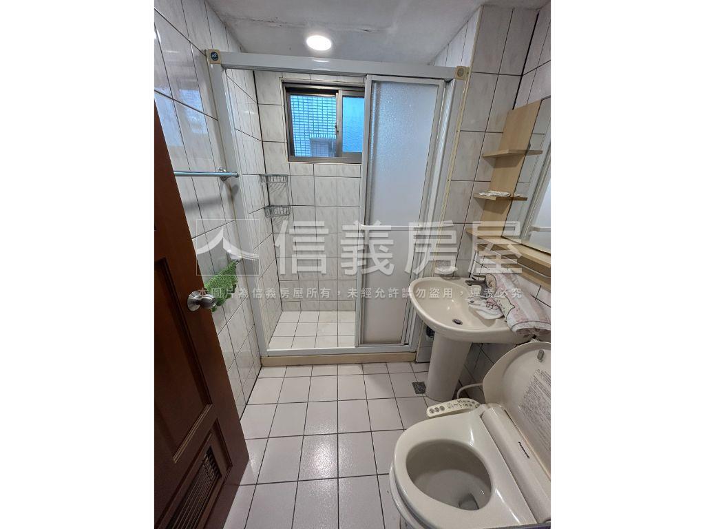 潤泰遠景高樓美景四房房屋室內格局與周邊環境