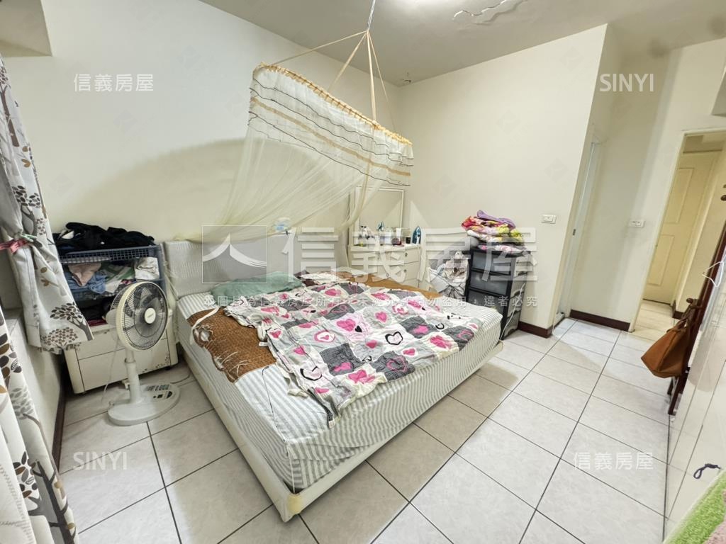 國際莊園首購溫馨四房房屋室內格局與周邊環境