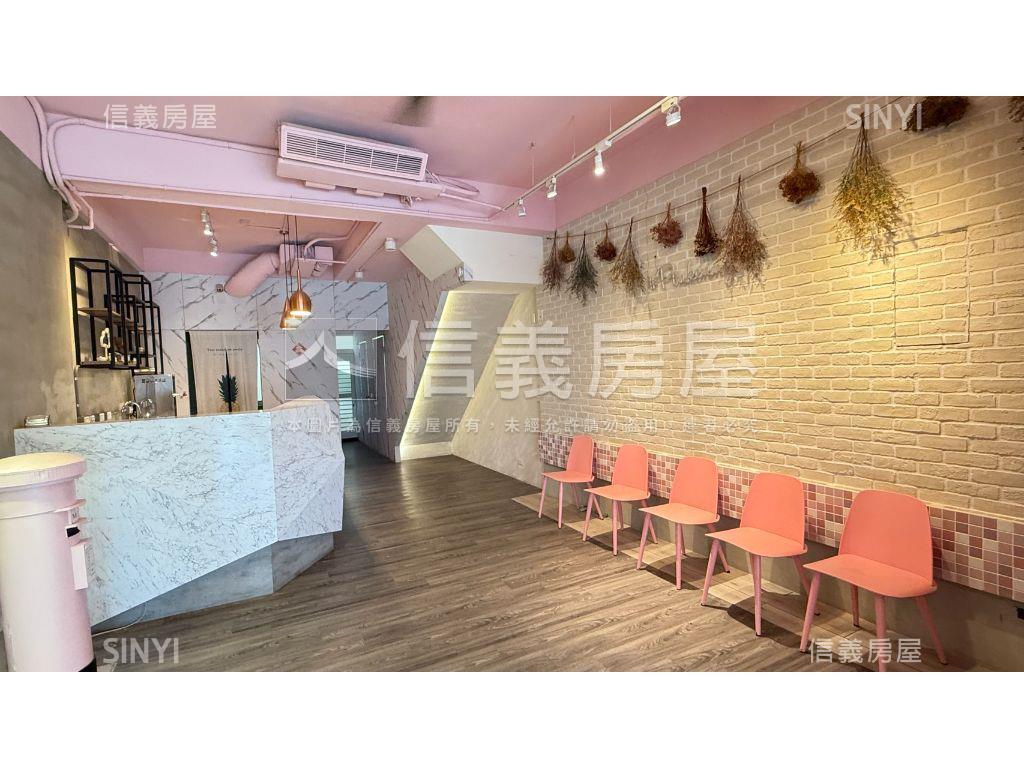 正忠福國小旁面寬店面別墅房屋室內格局與周邊環境