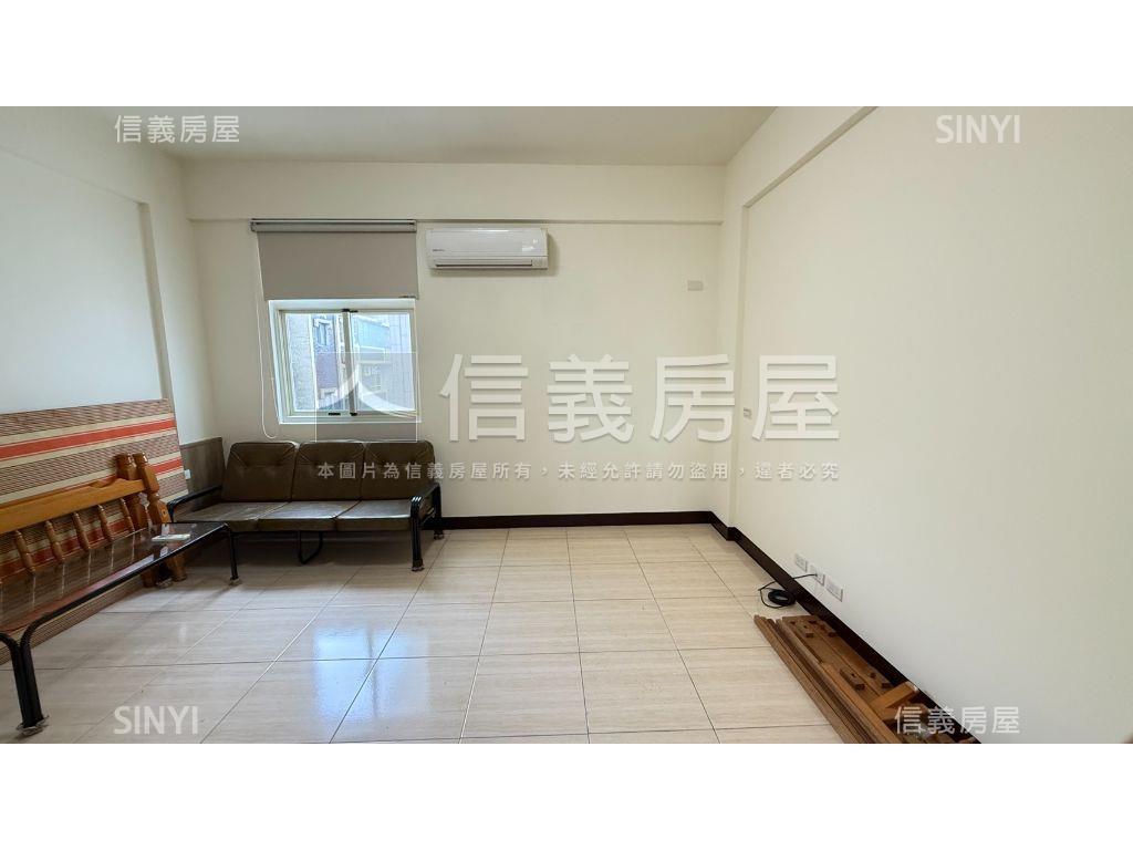 正忠福國小旁面寬店面別墅房屋室內格局與周邊環境