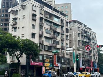 捷運大坪數電梯華廈
