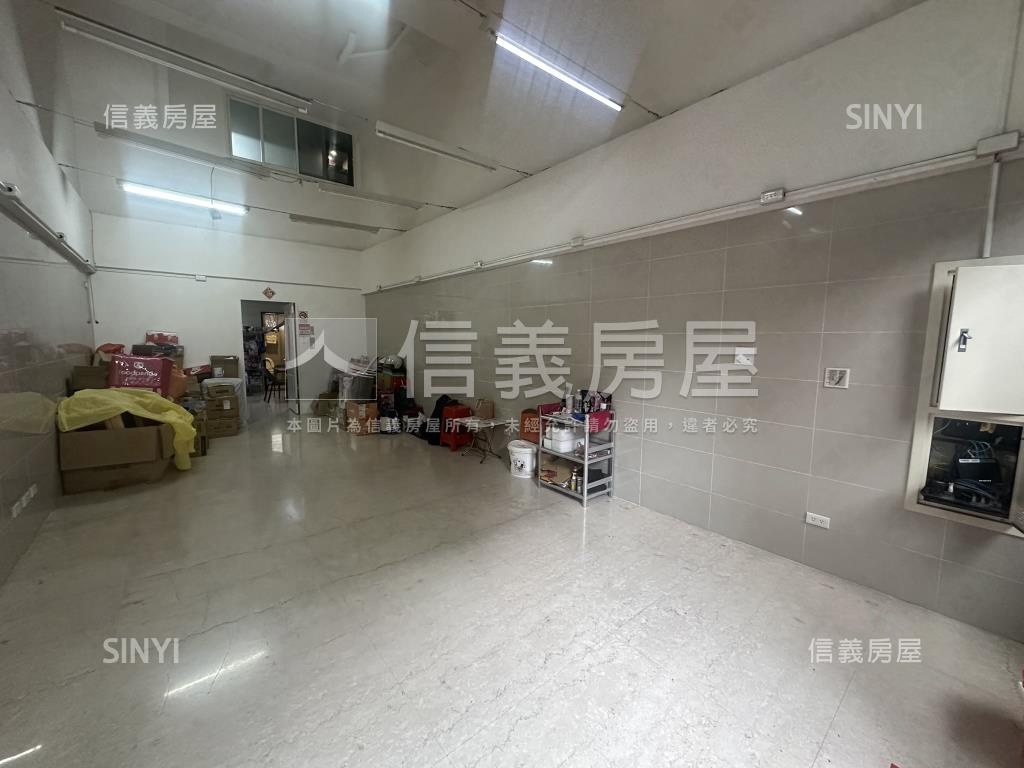 康寧路金店面房屋室內格局與周邊環境