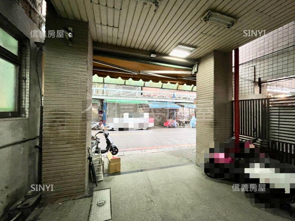 新店捷運老街低總價金店面房屋室內格局與周邊環境