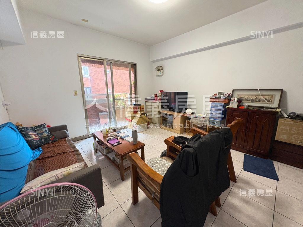 近學區機能採光三房車位房屋室內格局與周邊環境