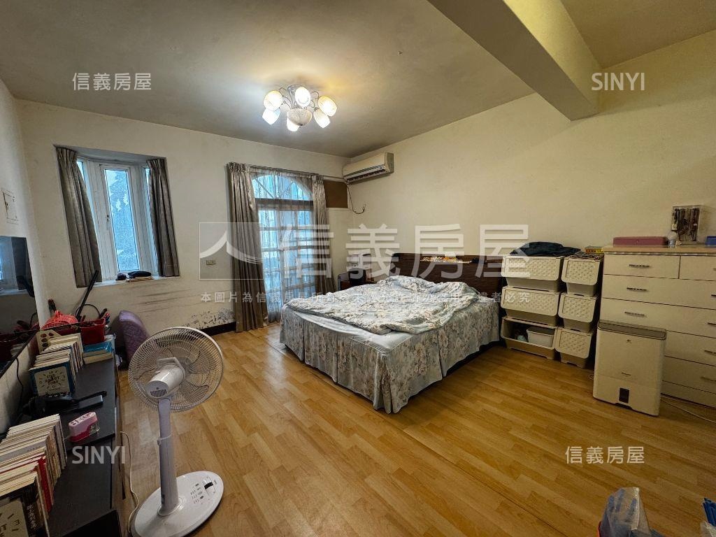 楊梅比佛利旁３房車庫透天房屋室內格局與周邊環境