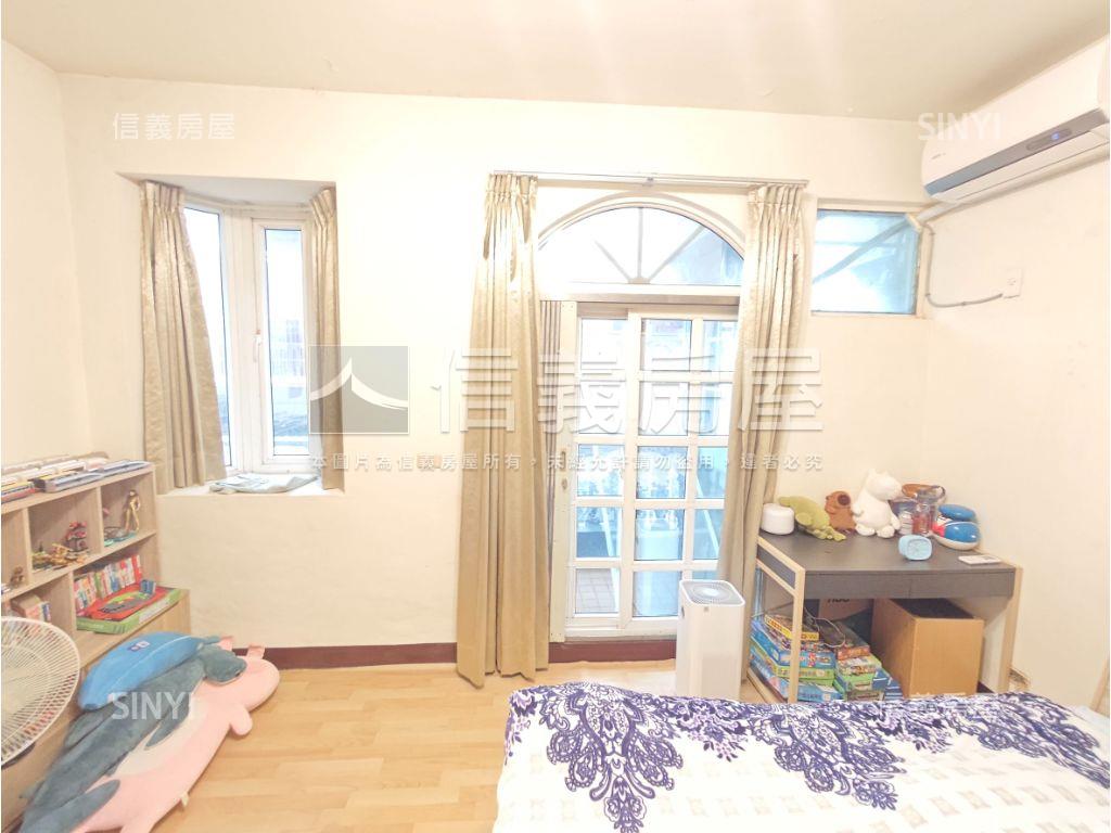 楊梅維多利亞車庫透天房屋室內格局與周邊環境