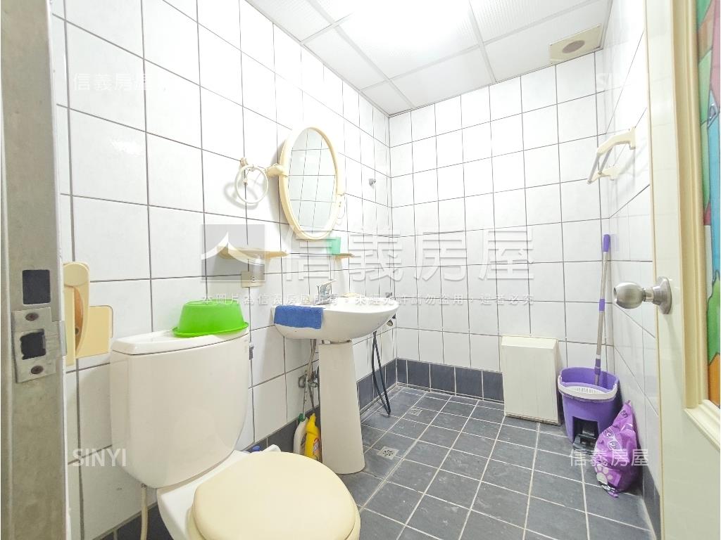 楊梅維多利亞車庫透天房屋室內格局與周邊環境