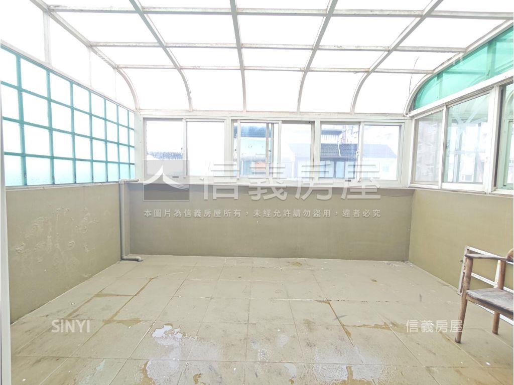 楊梅維多利亞車庫透天房屋室內格局與周邊環境