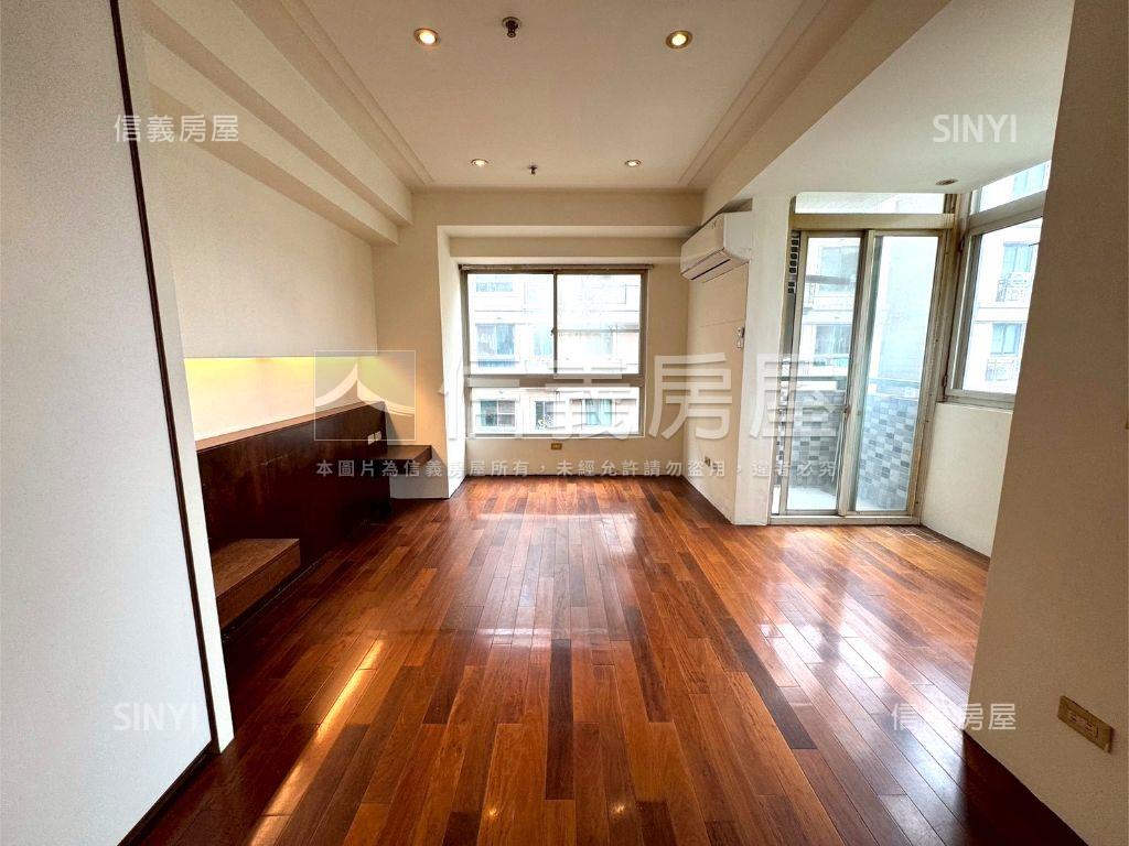 寶輝公園三房雙車位房屋室內格局與周邊環境