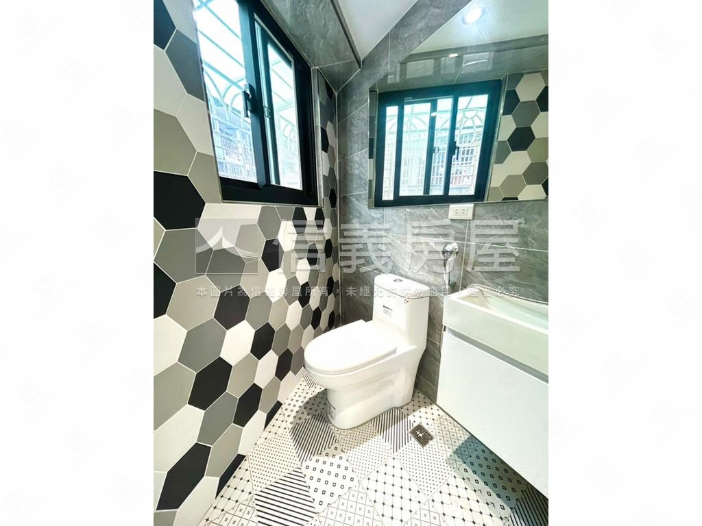 維多利亞★精美電梯大３房房屋室內格局與周邊環境