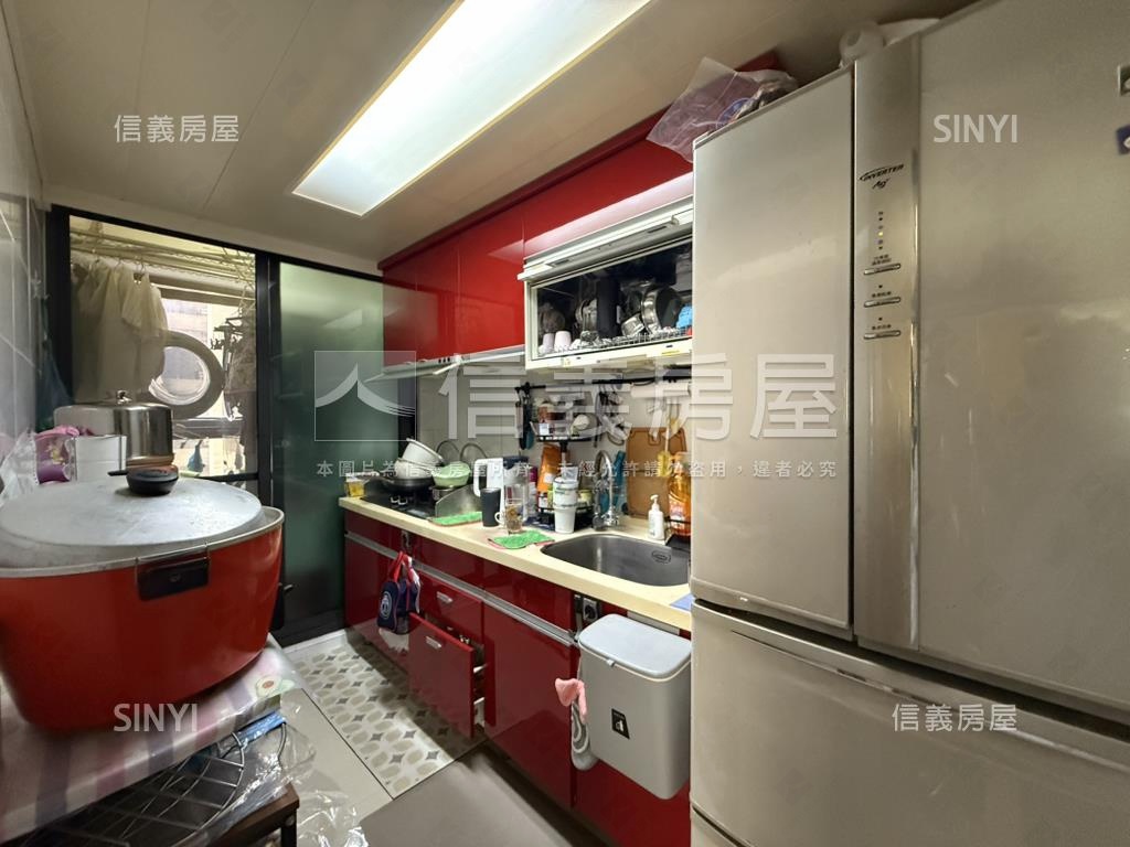 稀有釋出水悅三房車位房屋室內格局與周邊環境