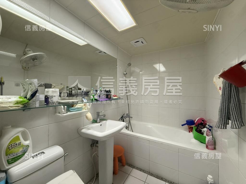 稀有釋出水悅三房車位房屋室內格局與周邊環境