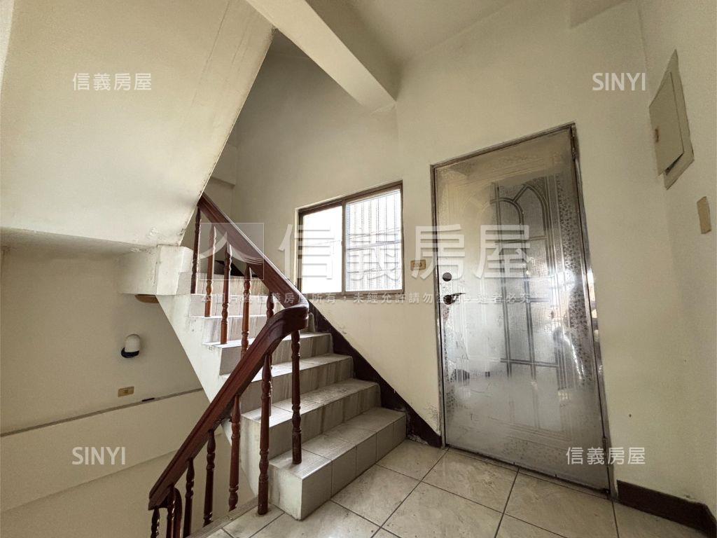 西區近美術館透天誠意出售房屋室內格局與周邊環境