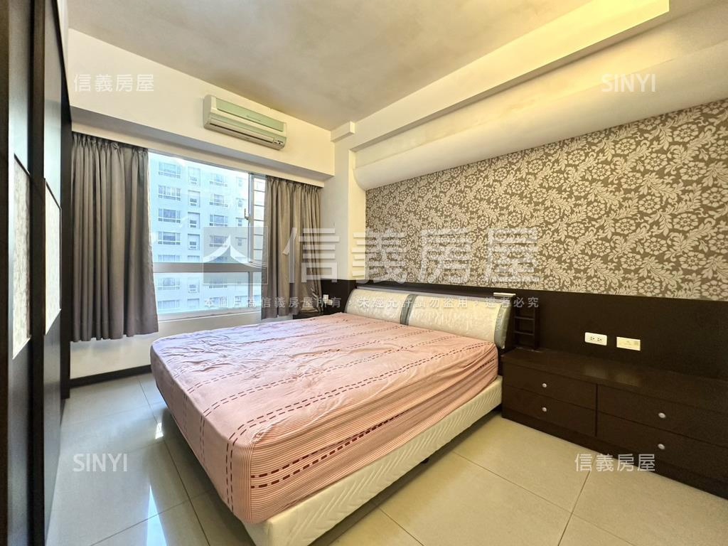 極品美學苑採光三房車位房屋室內格局與周邊環境