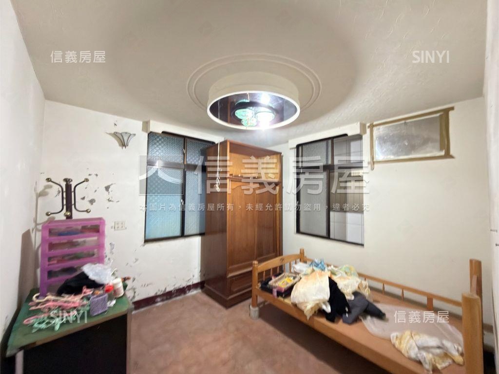 鐵道路大空間美透天房屋室內格局與周邊環境