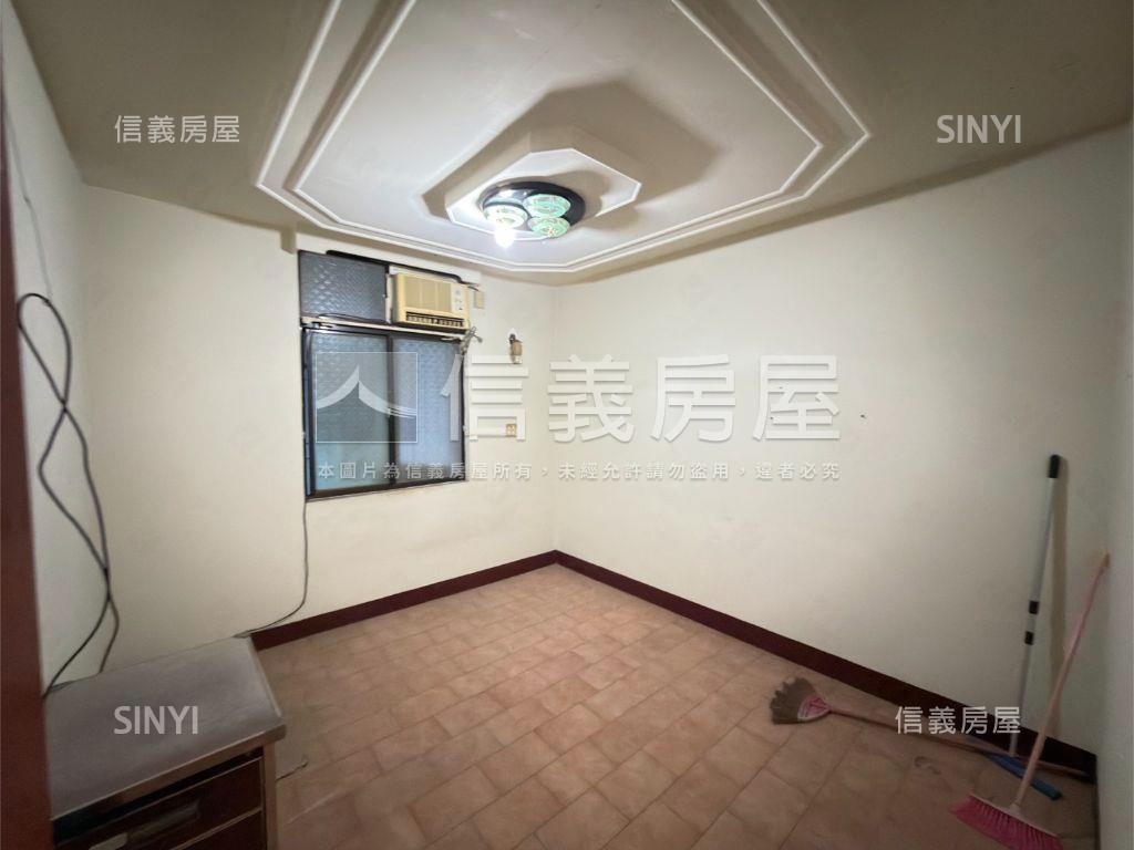 鐵道路大空間美透天房屋室內格局與周邊環境