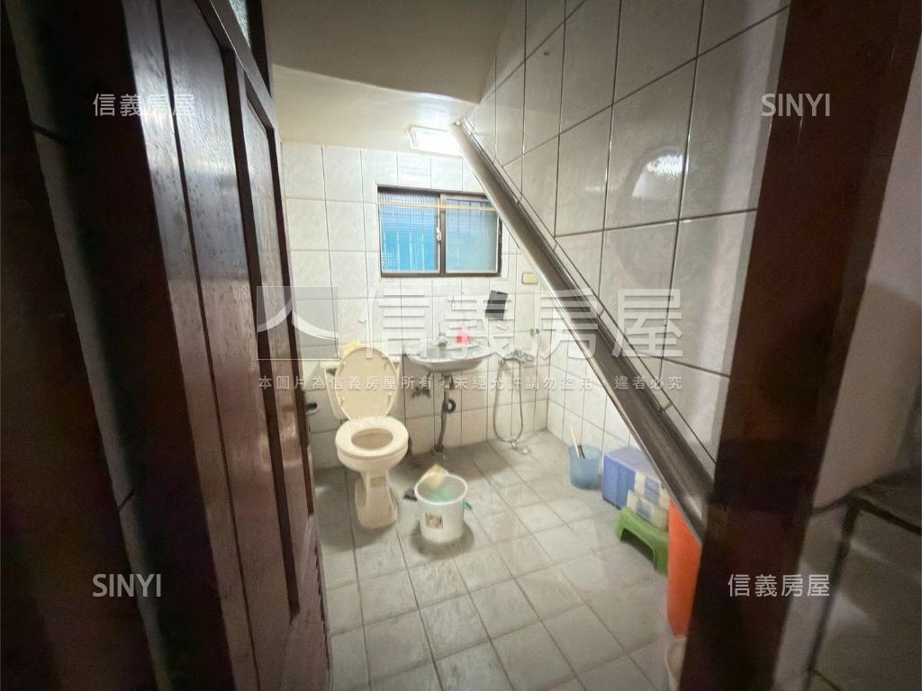 鐵道路大空間美透天房屋室內格局與周邊環境