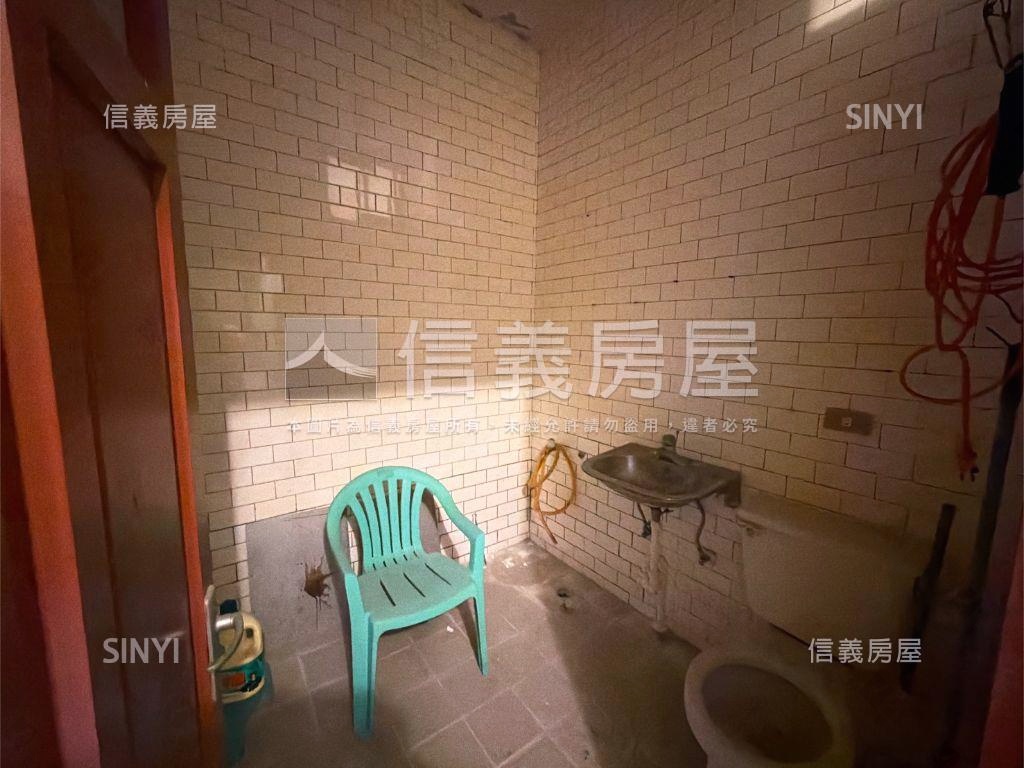 鐵道路大空間美透天房屋室內格局與周邊環境