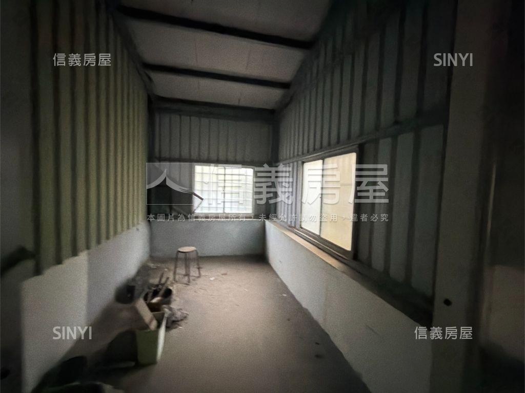 鐵道路大空間美透天房屋室內格局與周邊環境