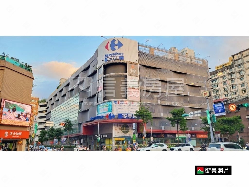 延平北路邊間透天房屋室內格局與周邊環境