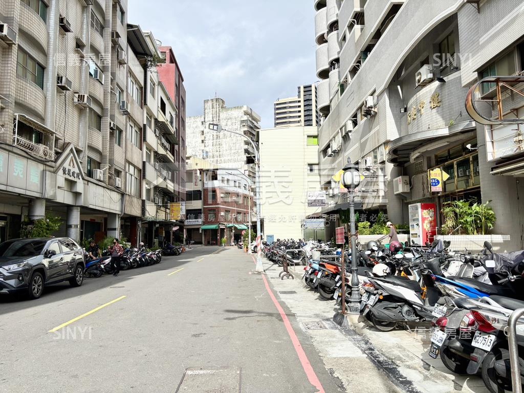 高雄中學旁舒適空間好宅房屋室內格局與周邊環境