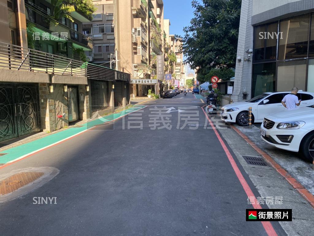 仁愛黃金店面房屋室內格局與周邊環境