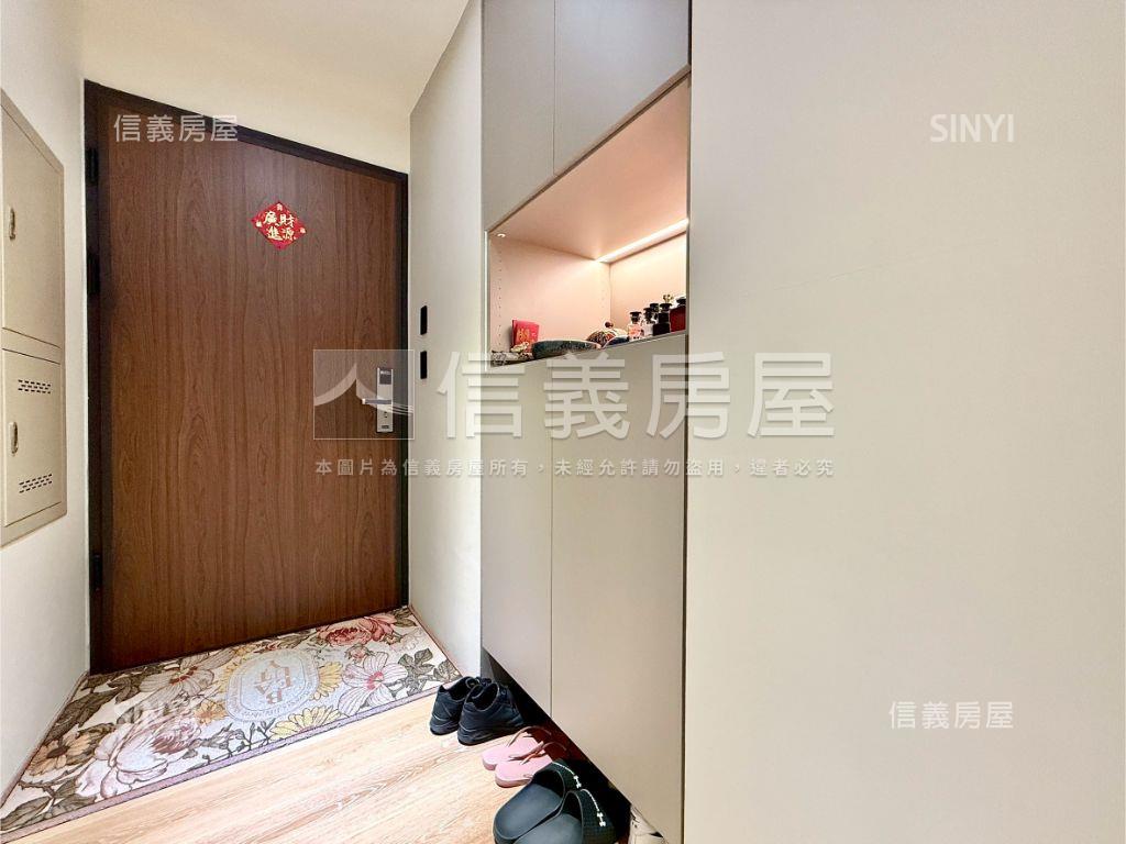洲際Ｗ精美裝潢露臺戶房屋室內格局與周邊環境