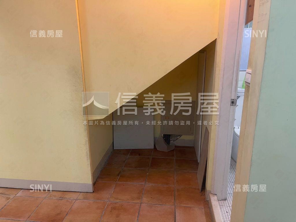 鳳燕二街大地坪鄉村風豪墅房屋室內格局與周邊環境