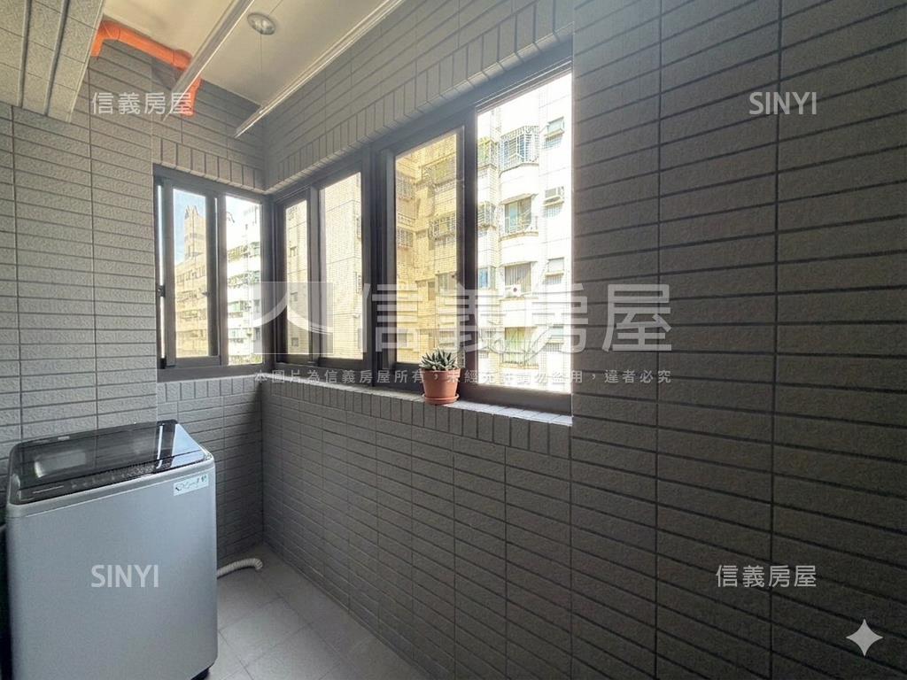 ＭＹ逢甲高樓平車美屋房屋室內格局與周邊環境