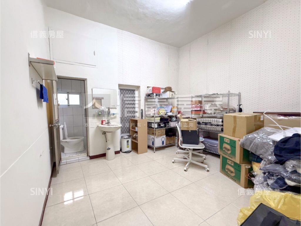 農十六明誠三路金店面房屋室內格局與周邊環境
