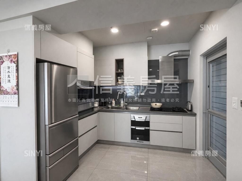 時光嶼高樓視野三房平車房屋室內格局與周邊環境