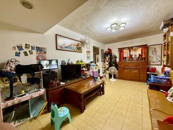 安康安和輕軌商圈一樓