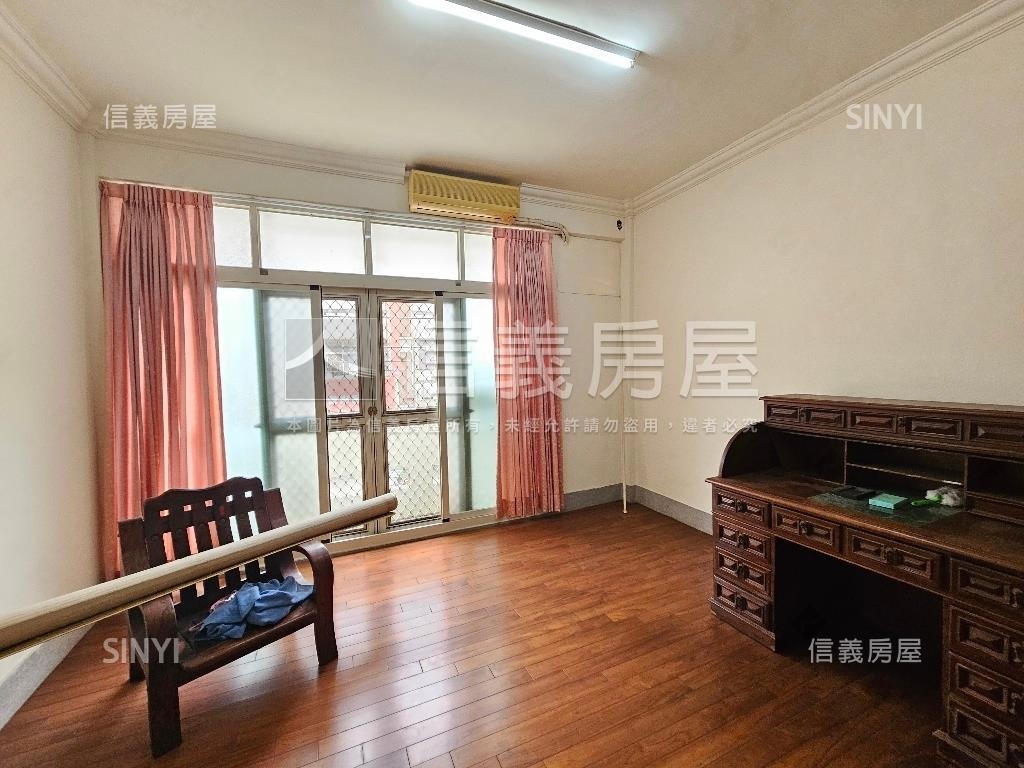 學府路黃金店舖房屋室內格局與周邊環境