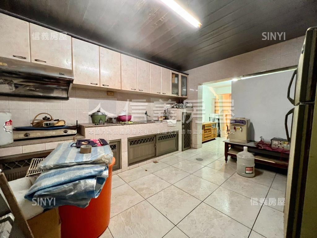 【近東區】傳統格局透天房屋室內格局與周邊環境