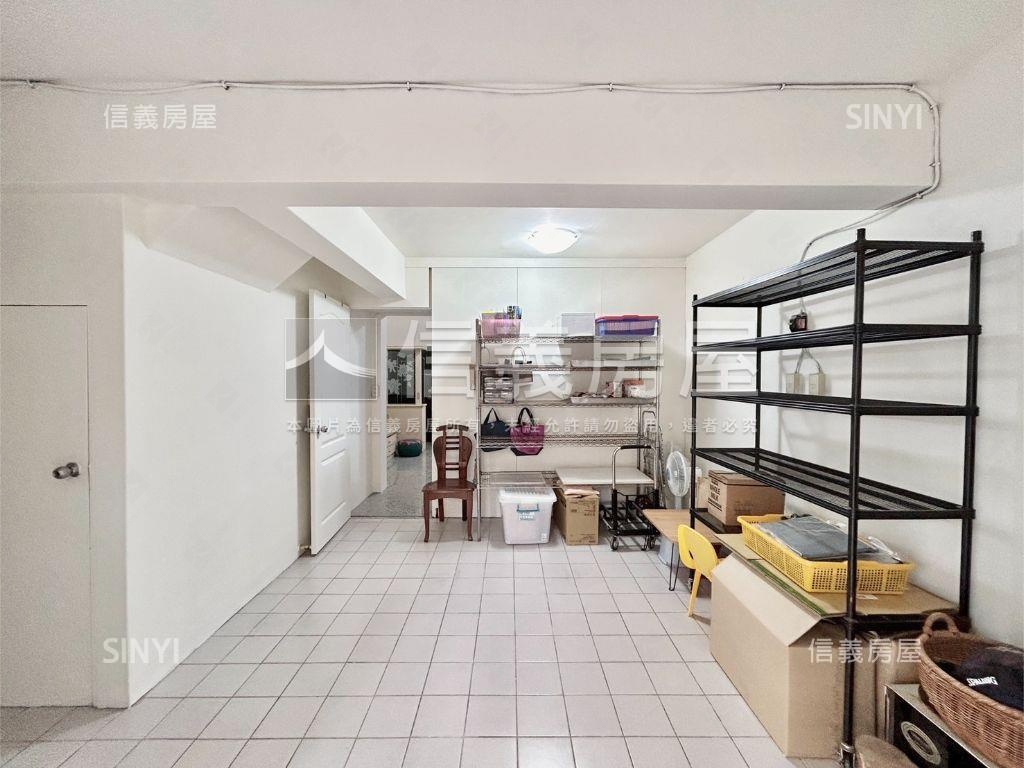 天闊近園區車庫透天房屋室內格局與周邊環境