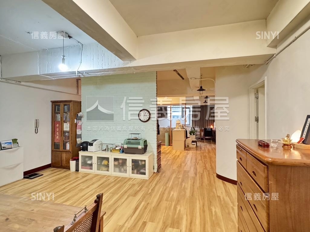 三民捷運歌林三房房屋室內格局與周邊環境