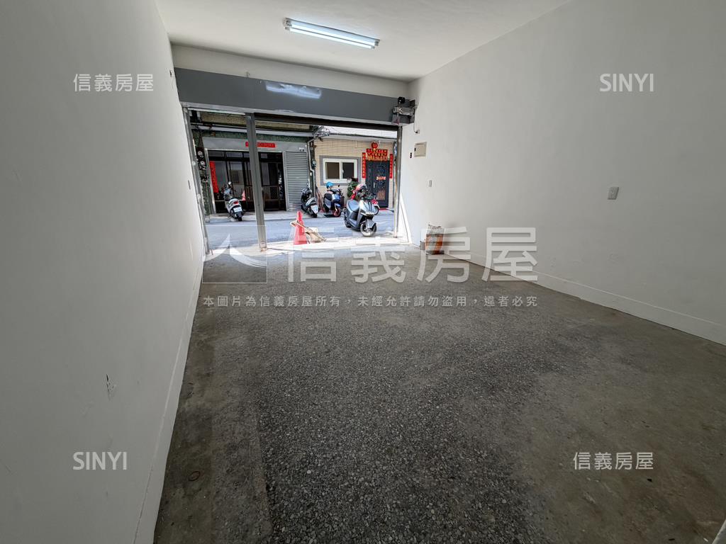 首購。大里園區透天房屋室內格局與周邊環境