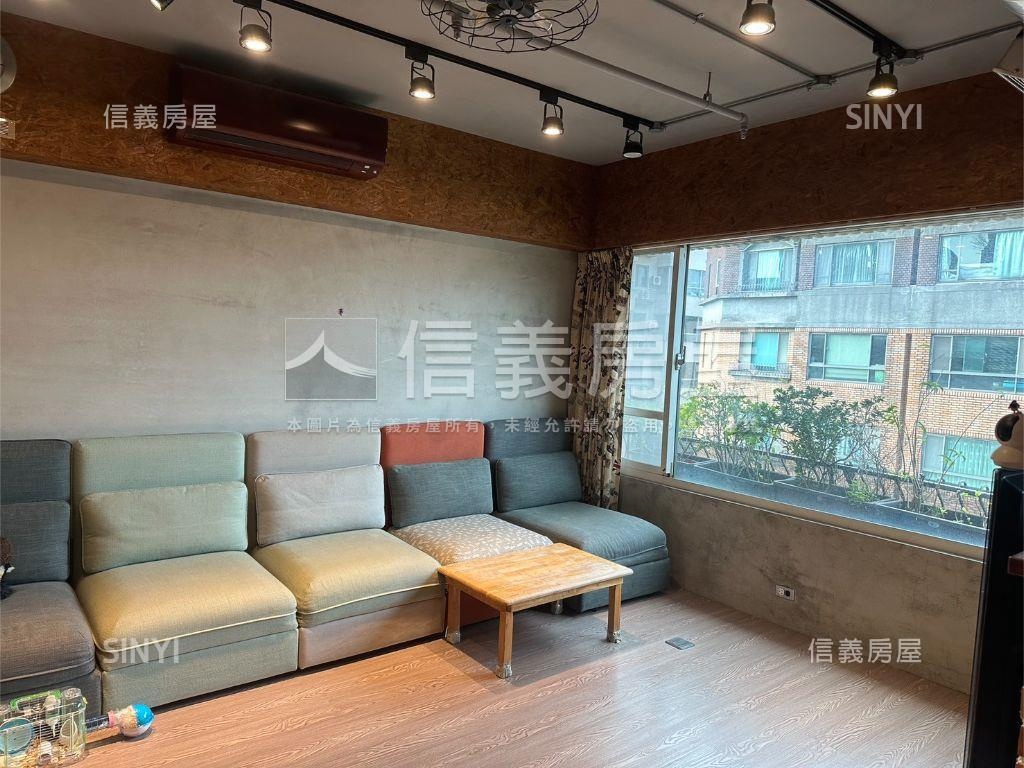 巴黎街頭美式裝潢二房車位房屋室內格局與周邊環境