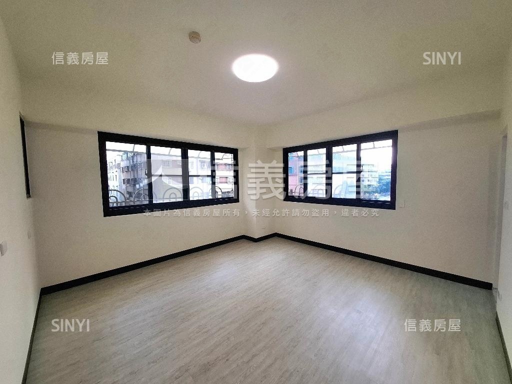 信義五福雙面採光大４房房屋室內格局與周邊環境