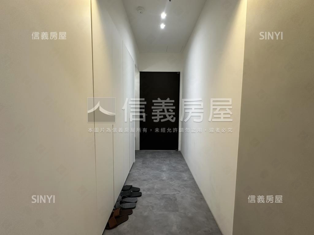 上東城質感三房平車房屋室內格局與周邊環境