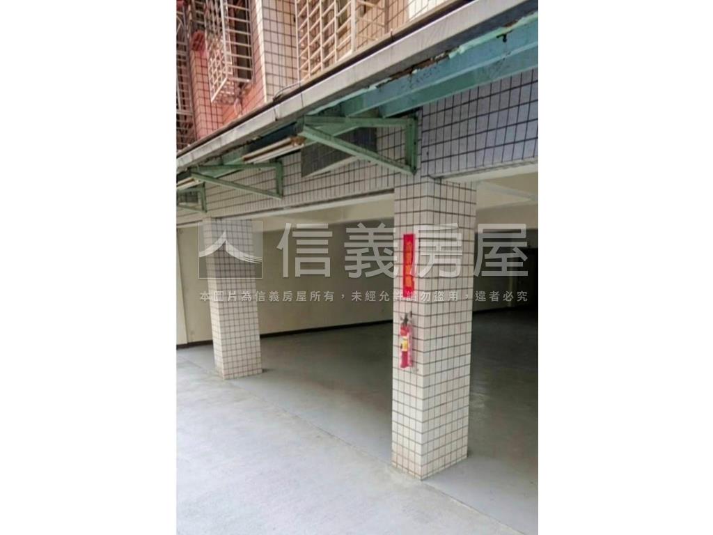 【稀有】碧華街黃金店面房屋室內格局與周邊環境